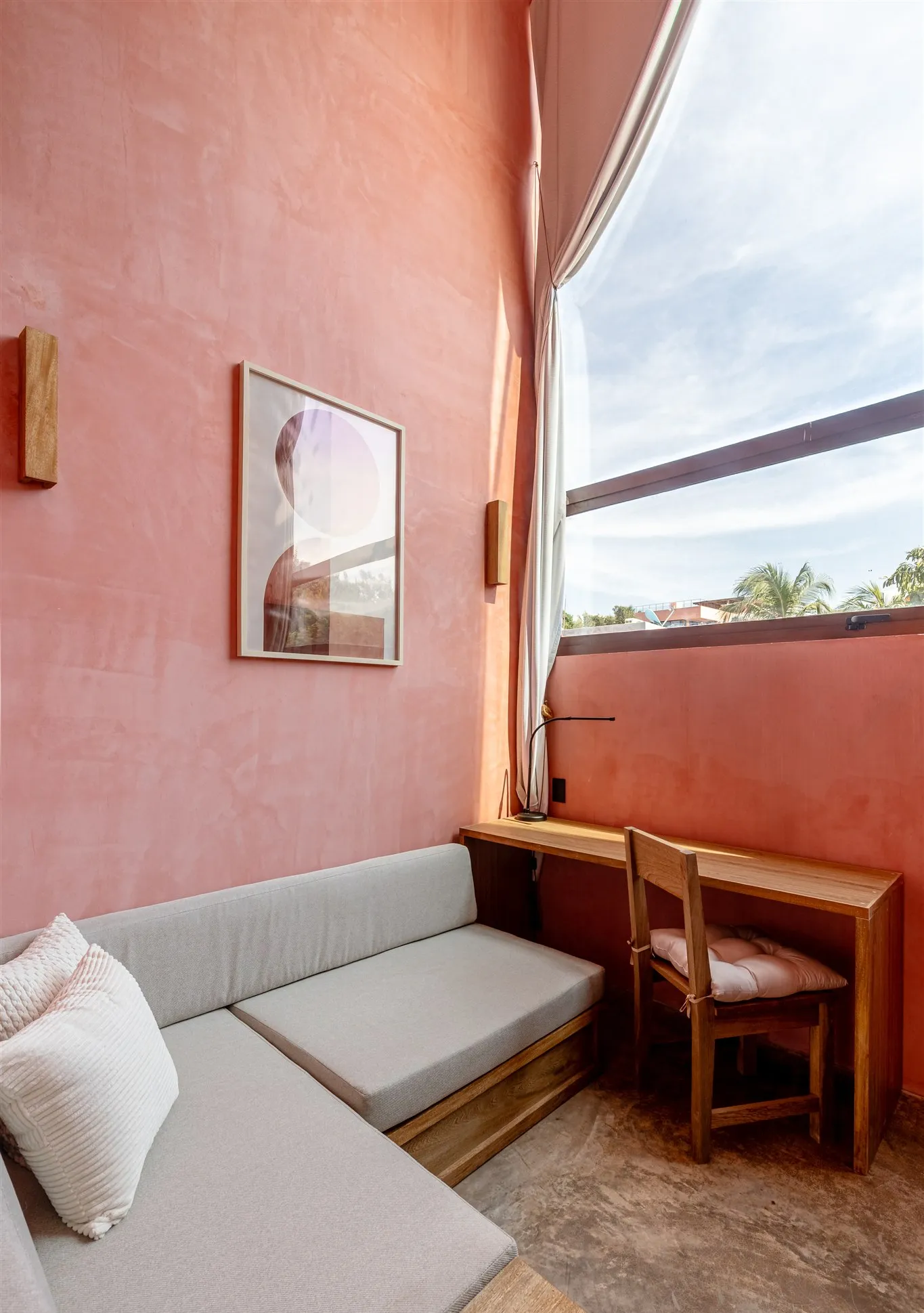 Arched King Loft — photo 1 of 7