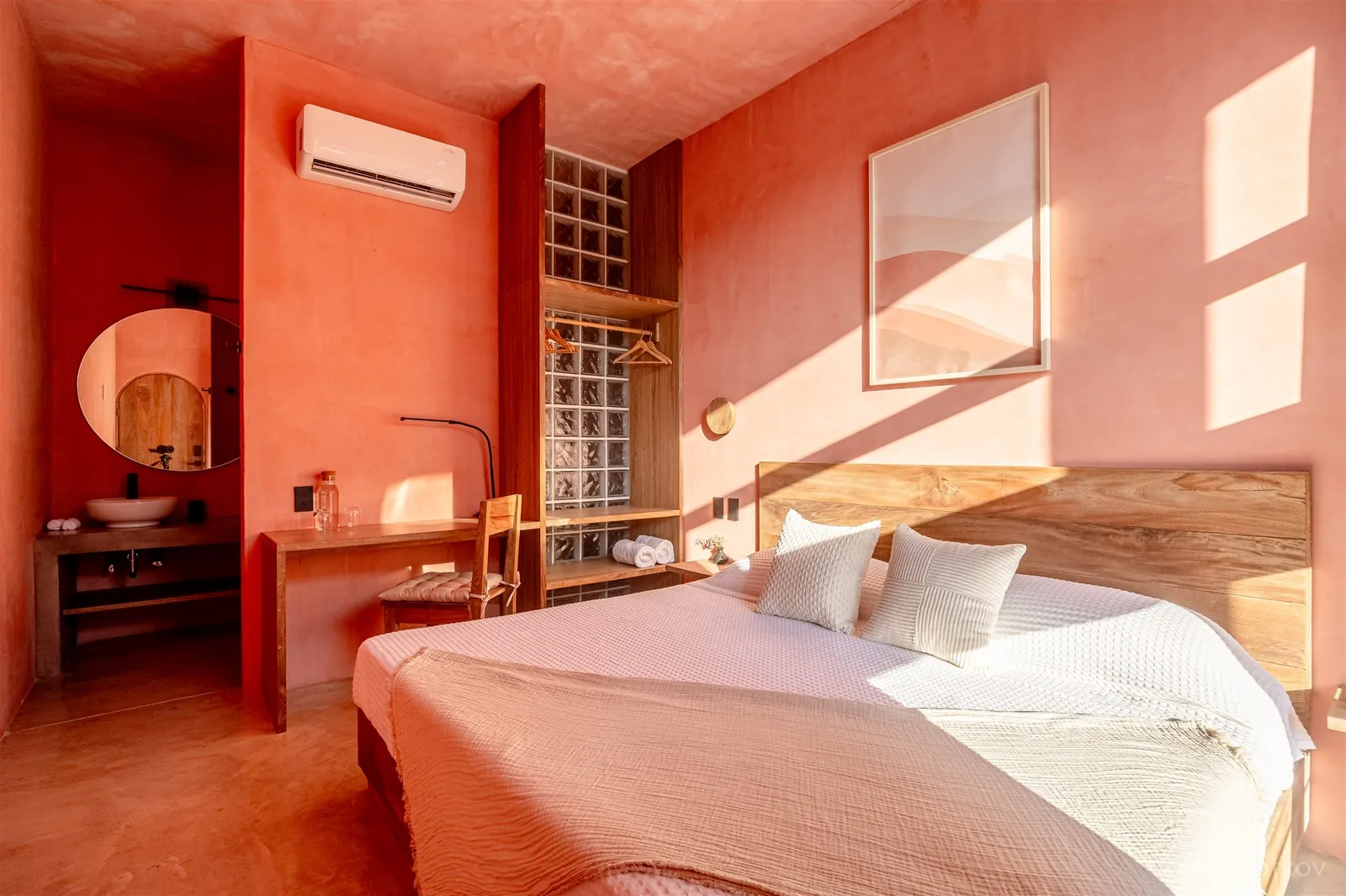 Terrace King Room — photo 1 of 4